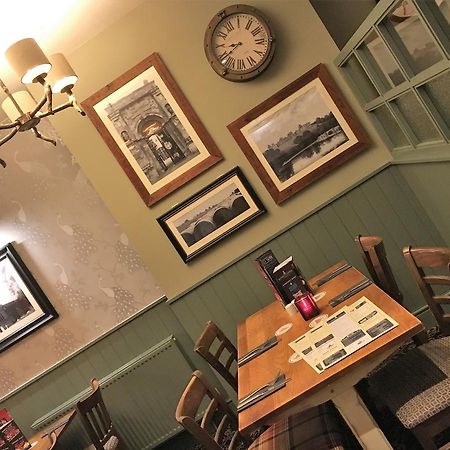 Sturdys Castle Motel Kidlington Kültér fotó