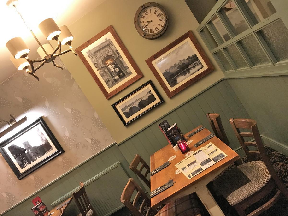 Sturdys Castle Motel Kidlington Kültér fotó